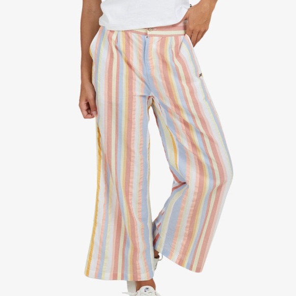 NWT Roxy South Pacific Cropped Pants - Picture 3 of 11